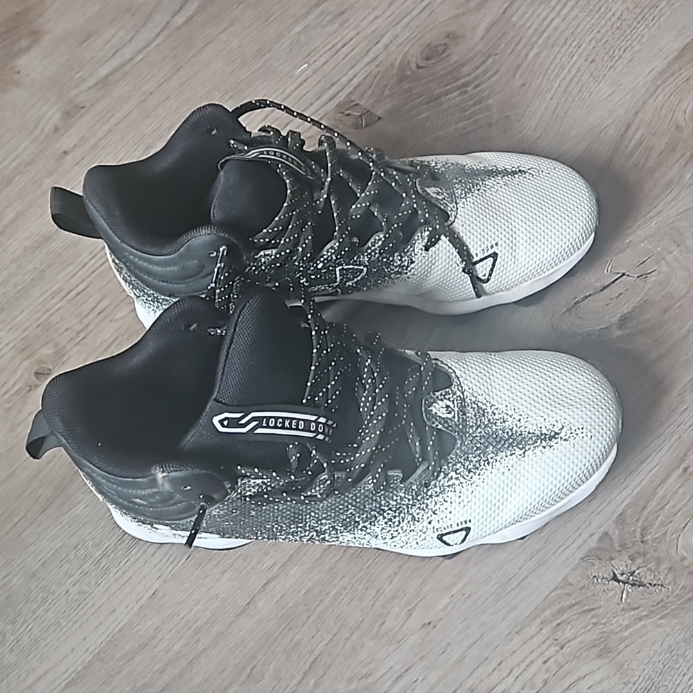 Football cleats